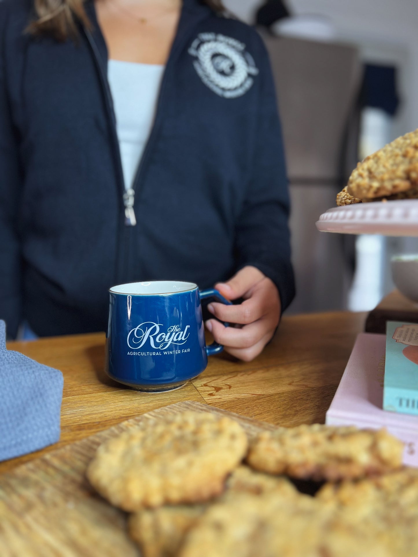 Royal Mug w/Lid & Spoon